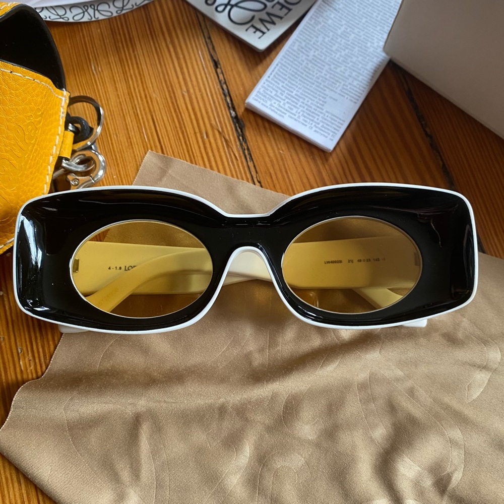 Loewe Paula's Ibiza rectangular Sunglasses black and white - Picture 2 of 10